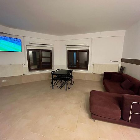 Villa 37B Bed And Breakfast Варшава Экстерьер фото