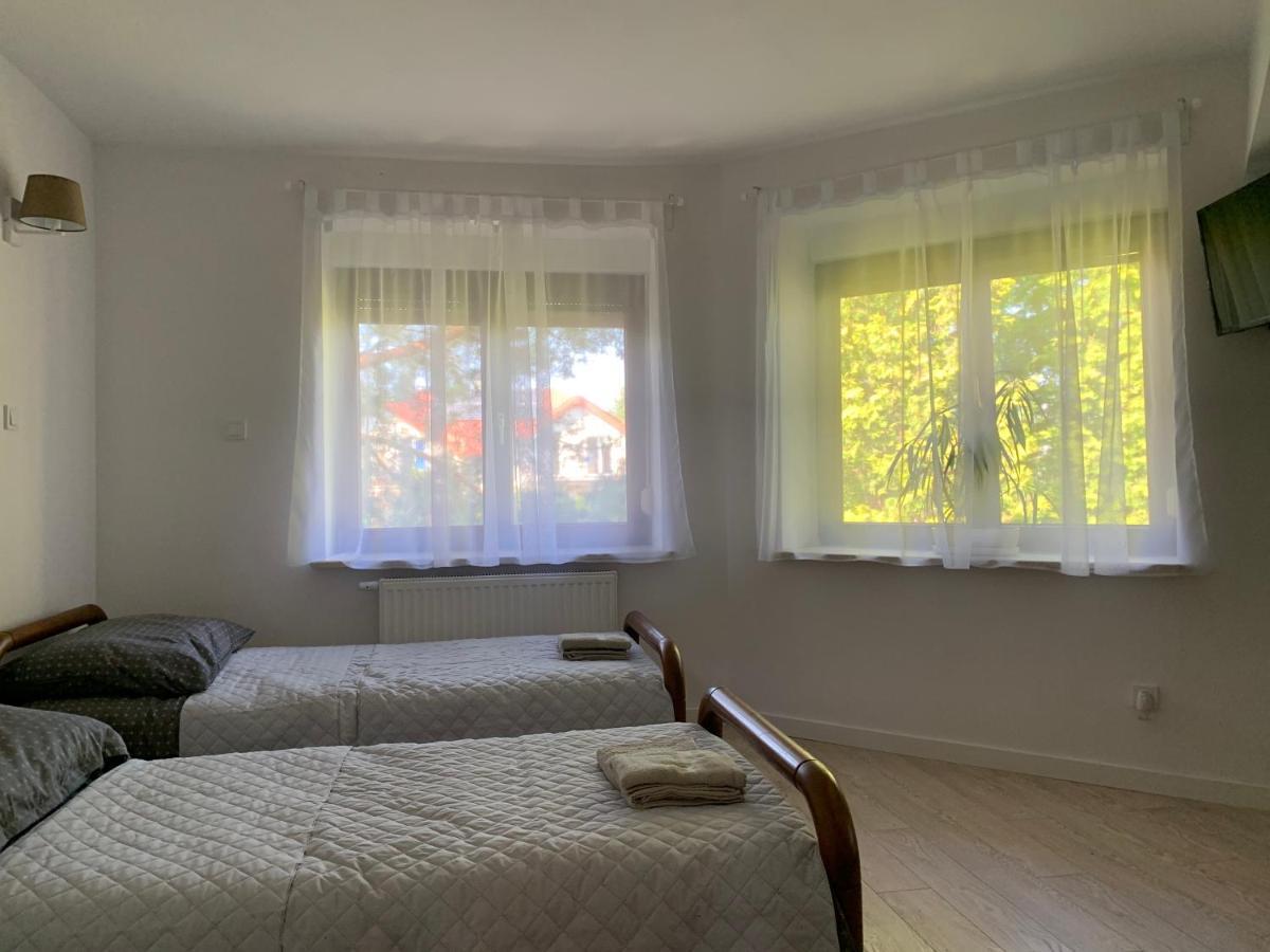 Villa 37B Bed And Breakfast Варшава Экстерьер фото